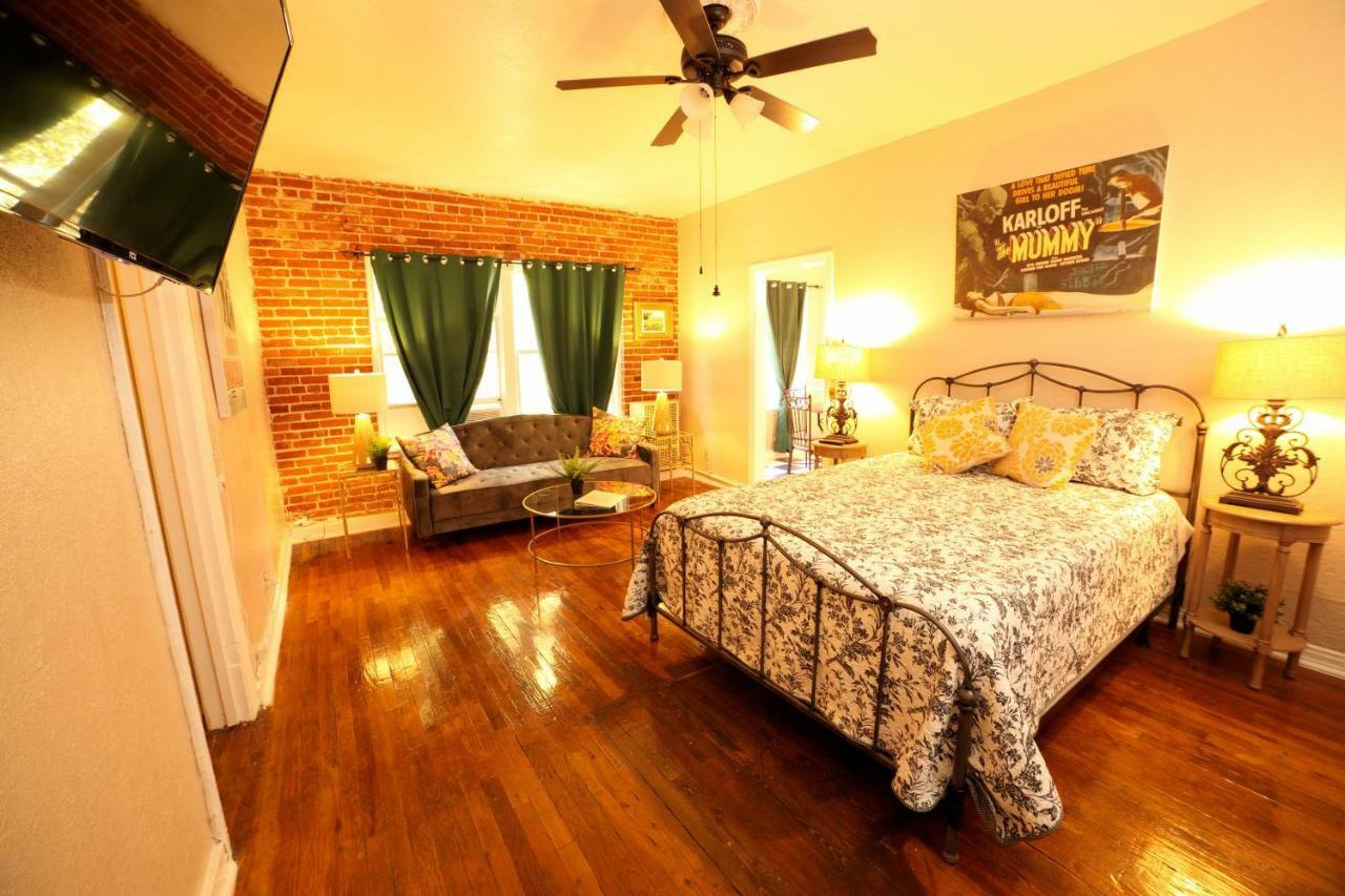 The Canterbury Apartahotel